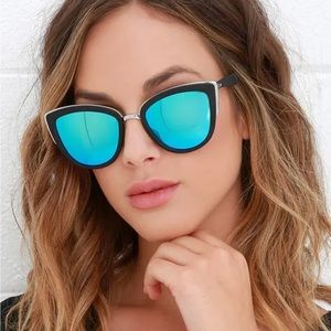 Quay My Girl in matte black with blue mirrored lenses